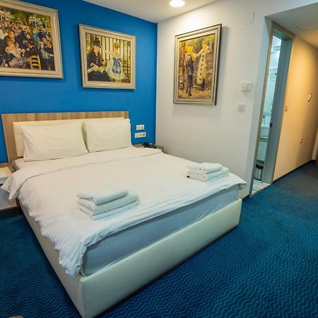 Central Hotel, Fitness And Spa Vinica Экстерьер фото
