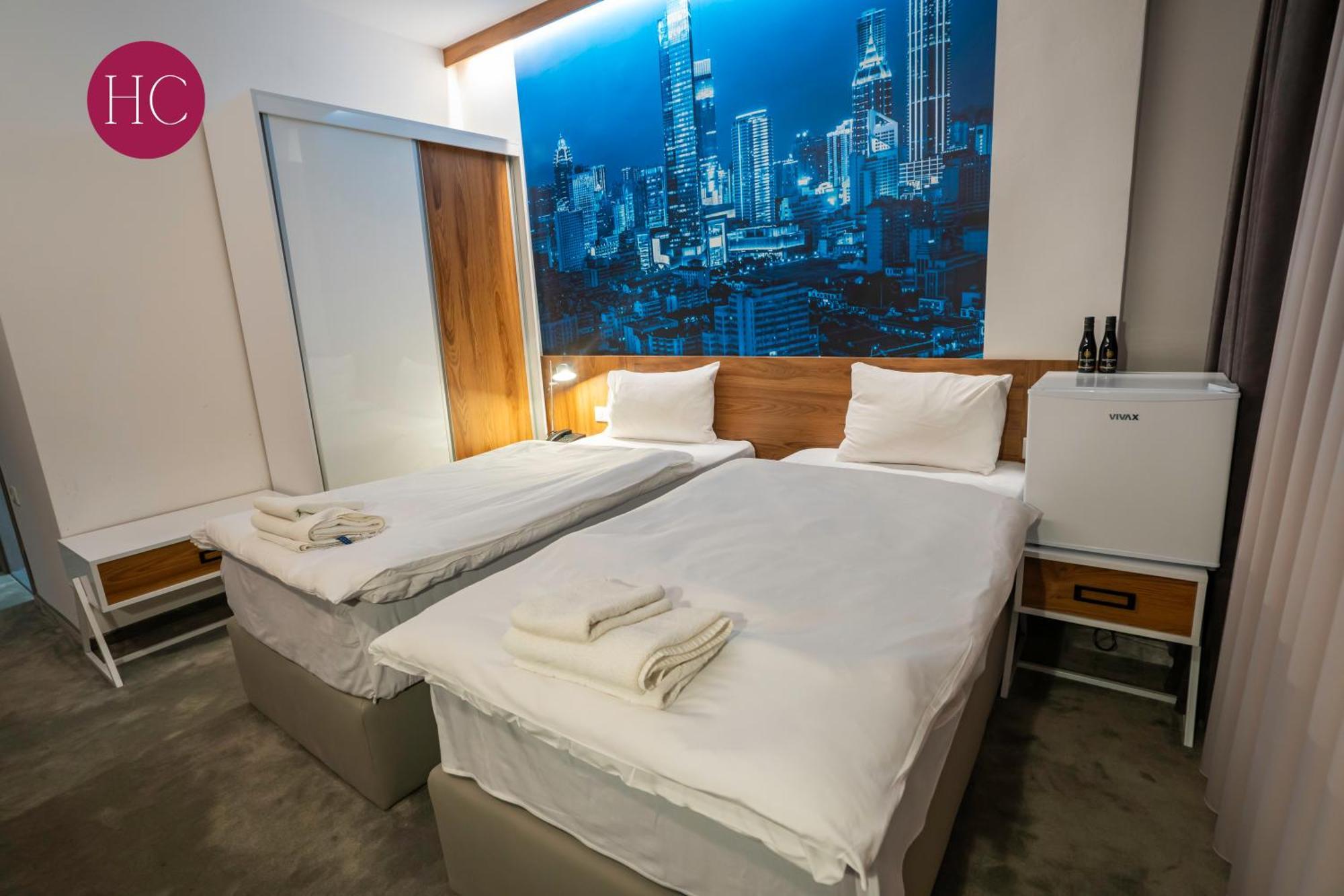 Central Hotel, Fitness And Spa Vinica Экстерьер фото