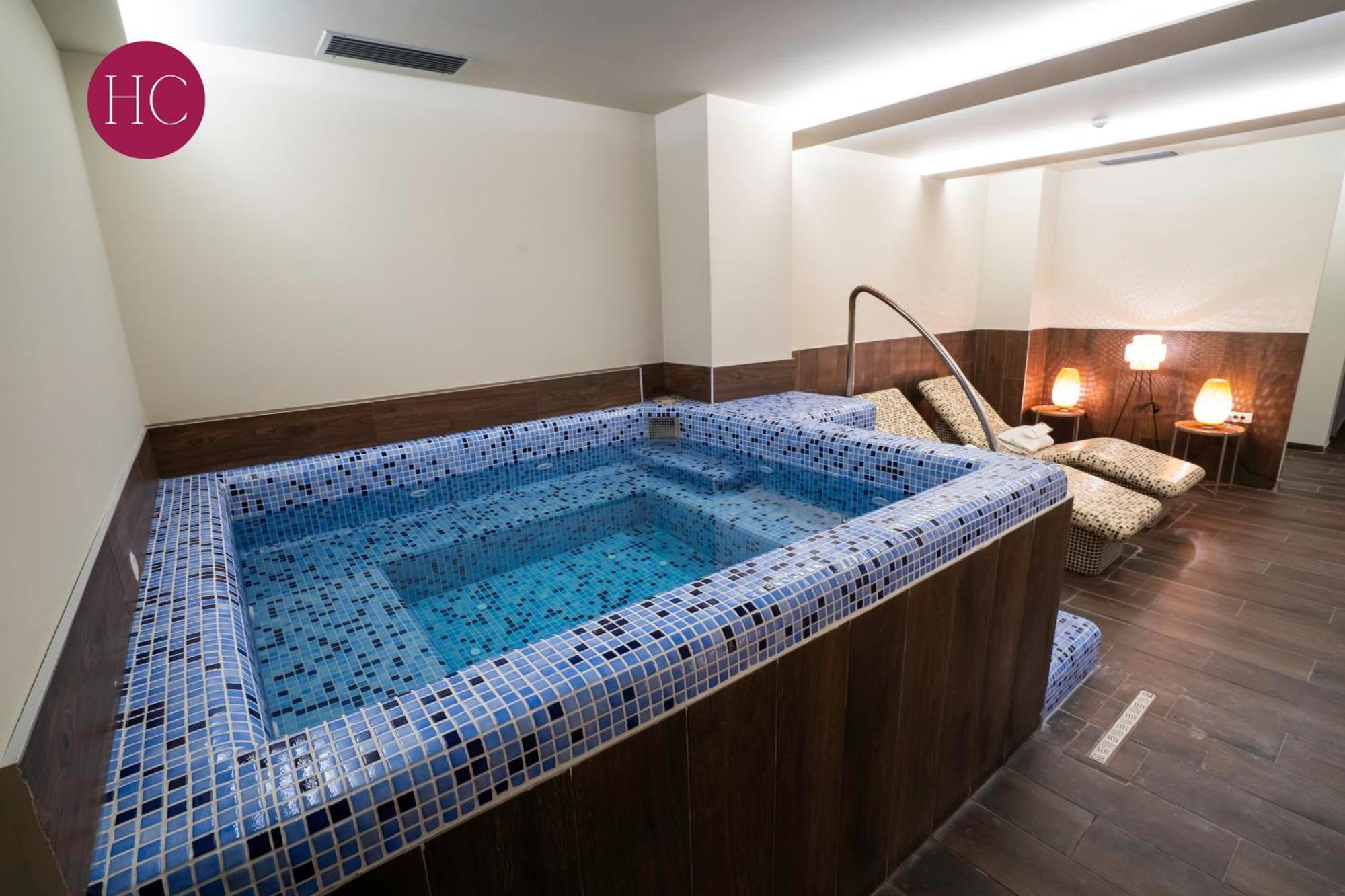 Central Hotel, Fitness And Spa Vinica Экстерьер фото