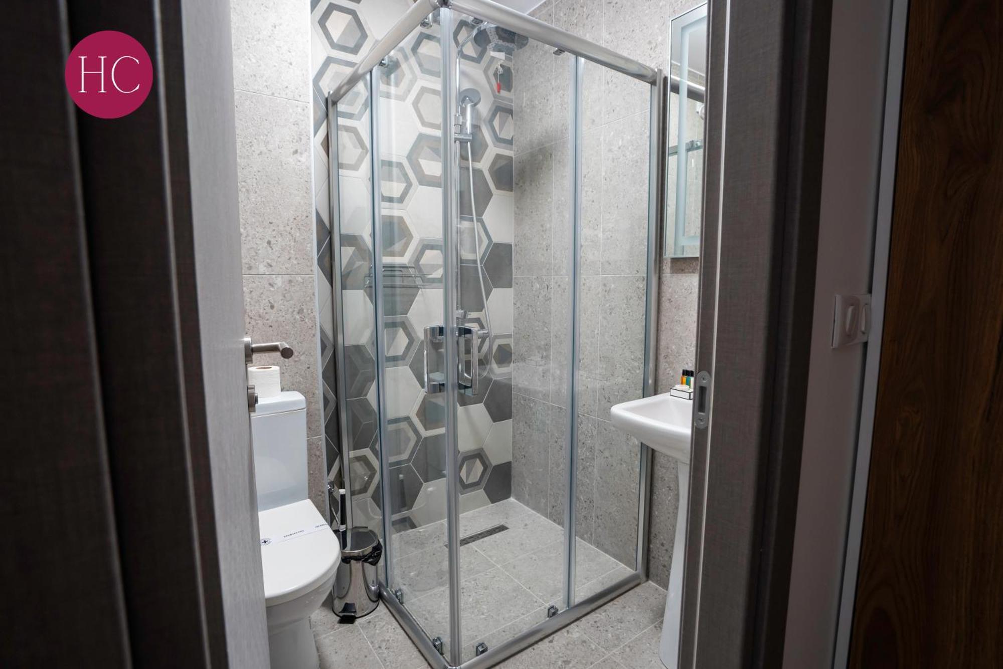 Central Hotel, Fitness And Spa Vinica Экстерьер фото